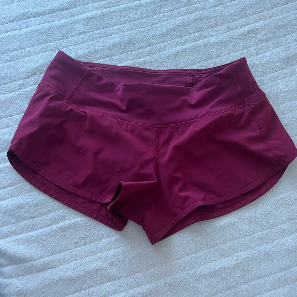 Lululemon Raspberry Shorts Size 3/4